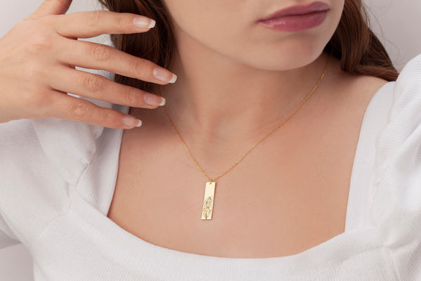 Rose Pendant Necklace